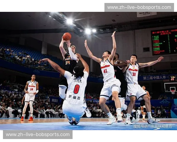巅峰对决！广东宏远VS上海久事，谁能主宰CBA北区半决赛？